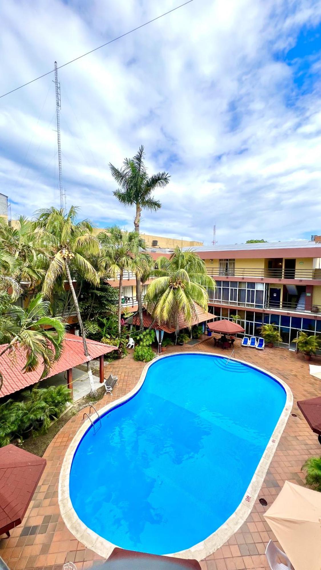 Gran Hotel Paris La Ceiba Extérieur photo